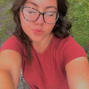 Meet your Posher, Katelynn